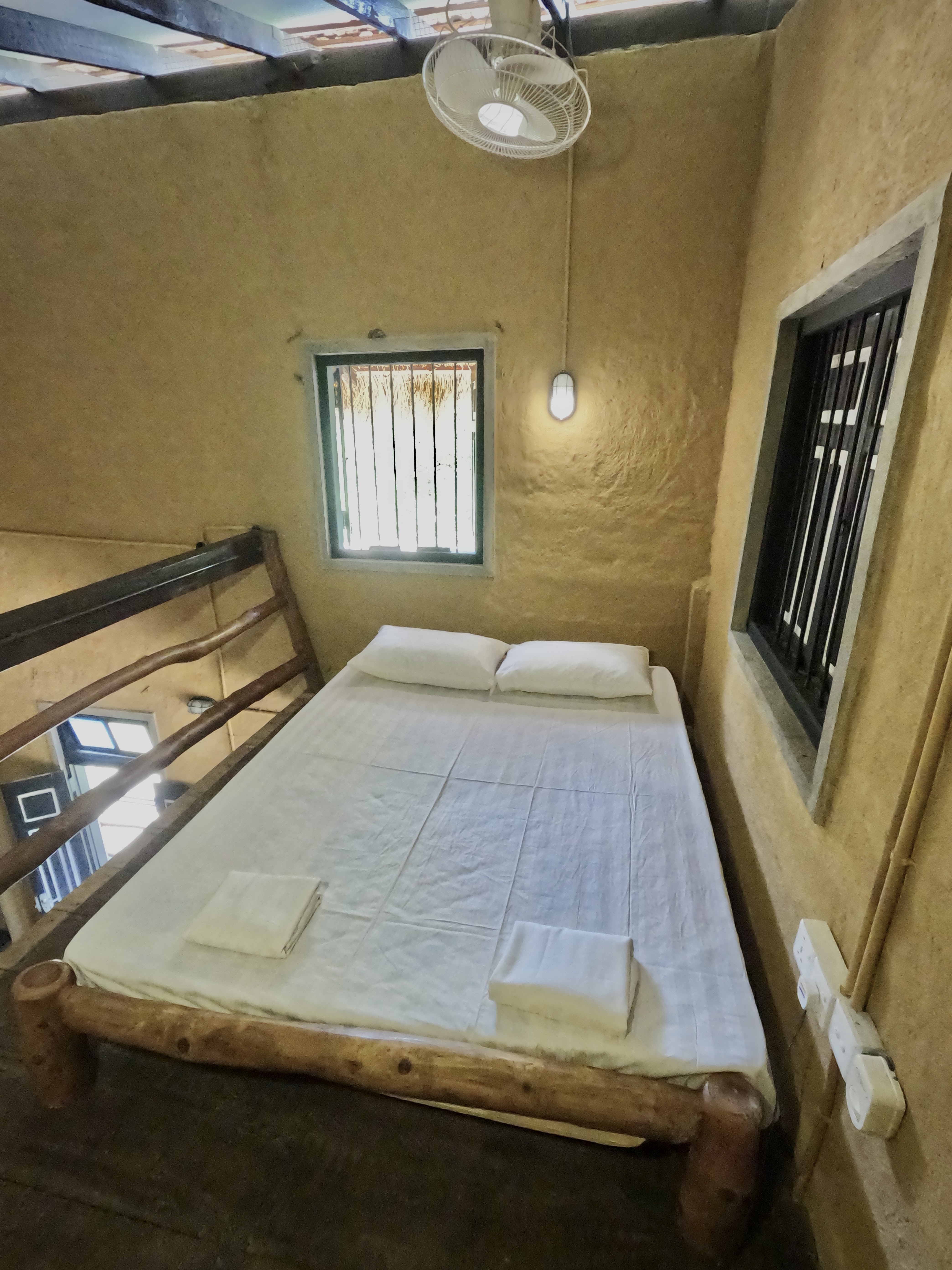 Room 01 Loft Beds